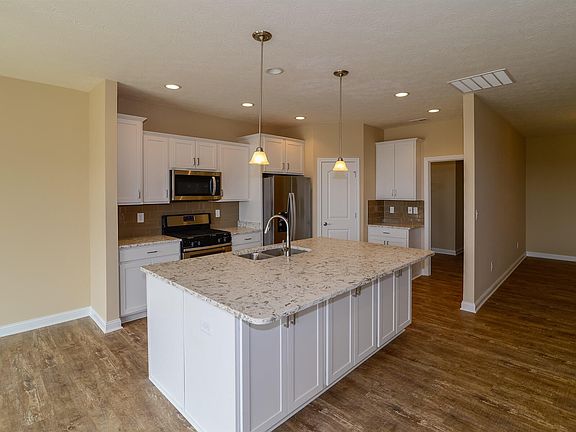 5th image of 3655 Sheffield Park Ct