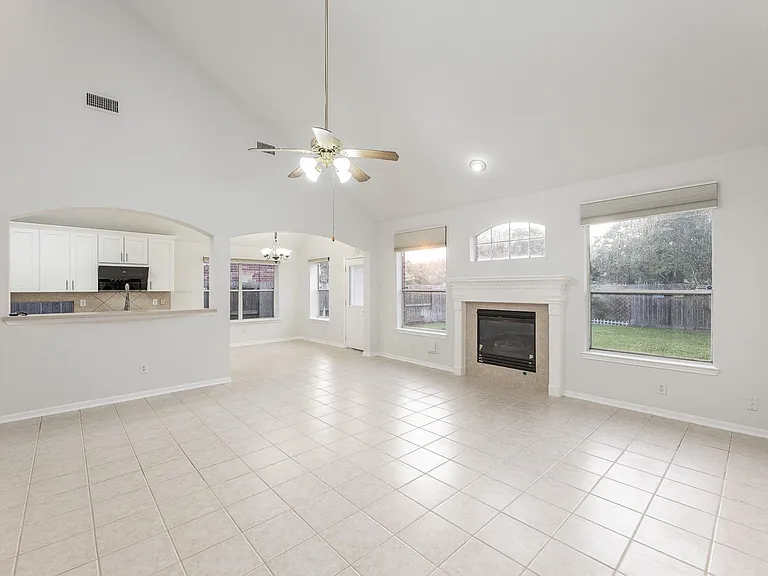 3507 Moss Trail Dr — Photo 9