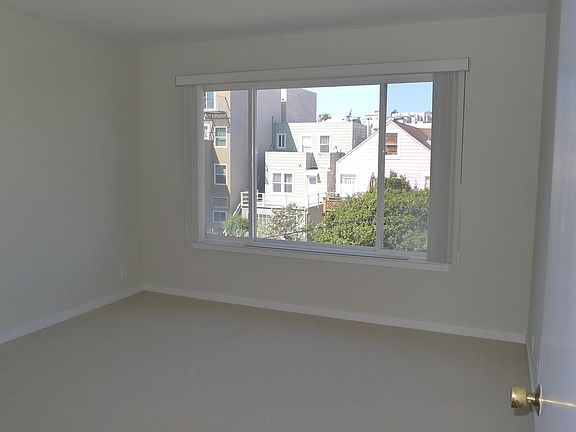 3rd image of 579 24th Ave APT 4