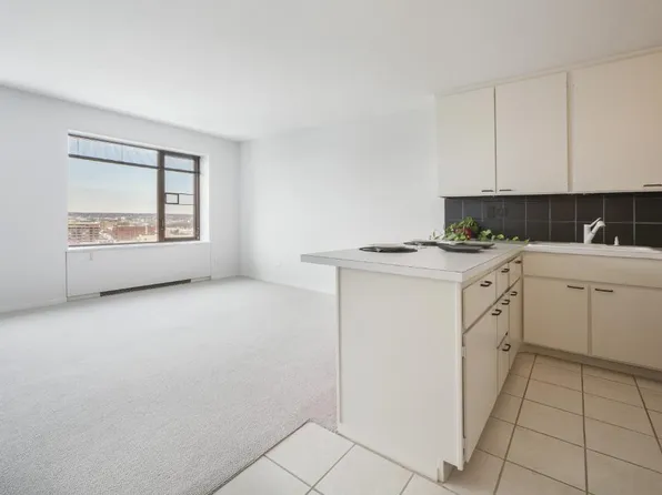 15 1st St S #A1713, Minneapolis, MN 55401