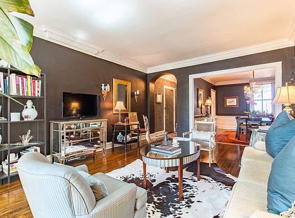 4th image of 3300 N Lake Shore Dr APT 14D