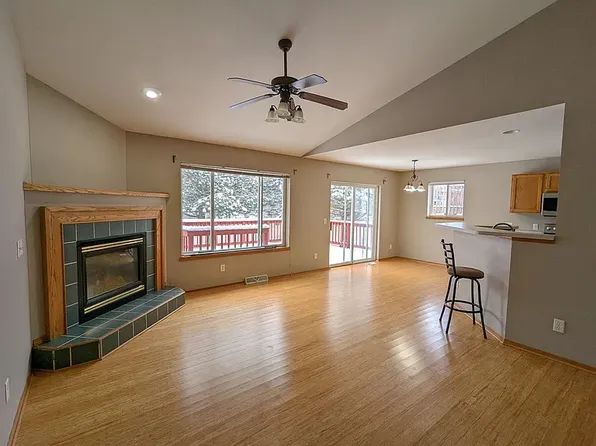 1242 Twinleaf Ln, Madison, WI 53719