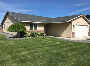 325 S Ephrata Ave, Connell, WA 99326