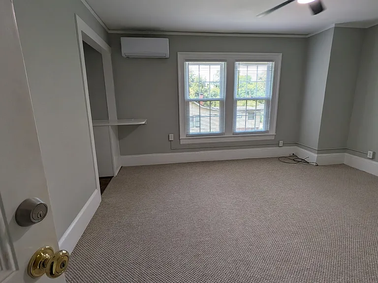 222 W 5th Ave — Photo 1