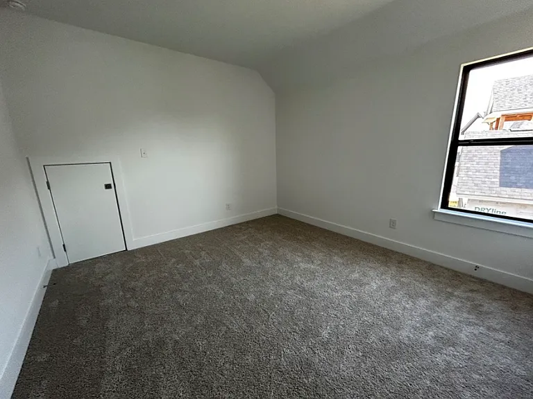 612 Echo Pass — Photo 26