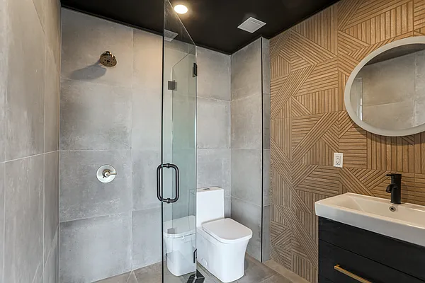 Rented by Brooklyn Group | media 10