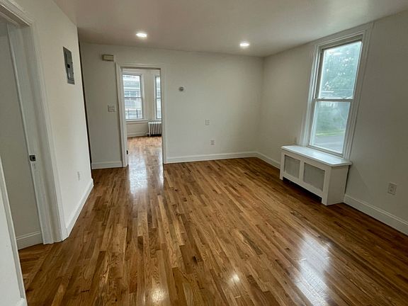 3rd image of 65 Dartmouth Ave #2A
