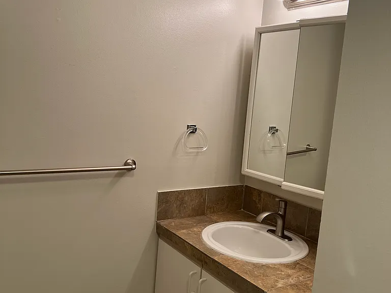 1116 Market St — Photo 3