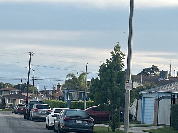 5th image of 10813 S Hobart Blvd