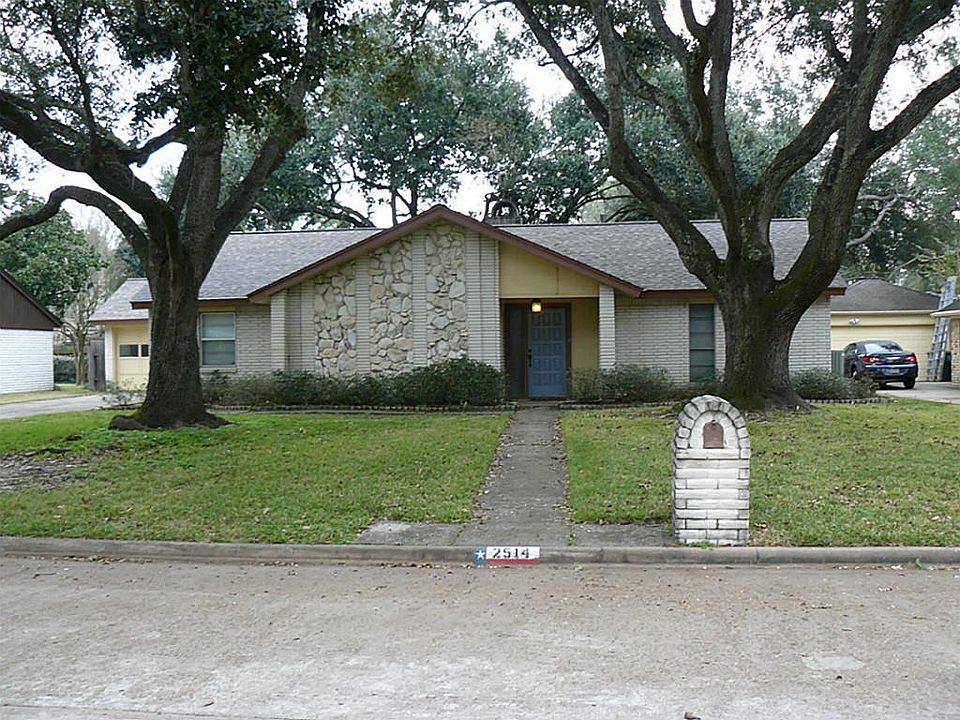 1st image of 2514 Pomeran Dr