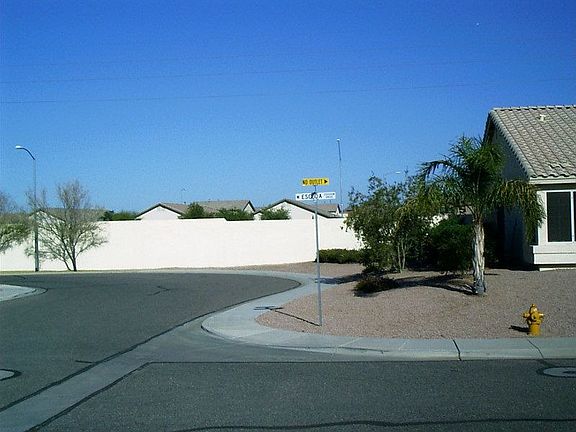 2nd image of 8318 W Escuda Dr