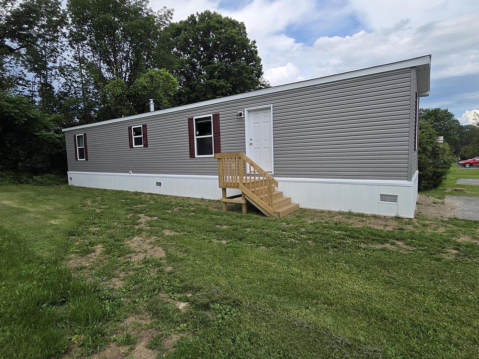 1st image of 4 Stony Acres Dr