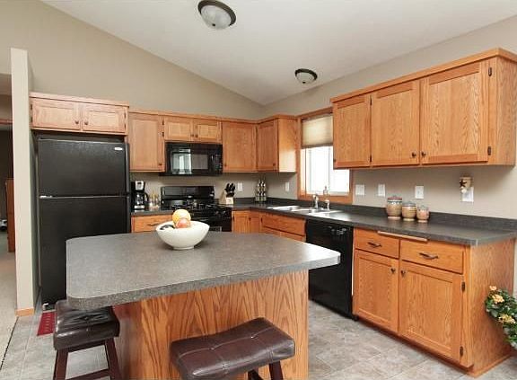 5th image of 335 Horizon Dr