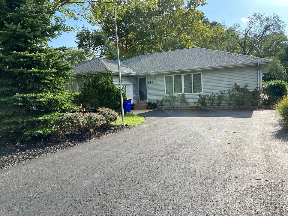 119 Naomi Dr