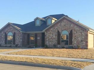 912 Sage Meadow Dr, Glenn Heights, TX 75154