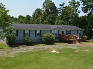 411 Tommy Carter Rd, Axton, VA 24054