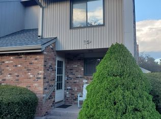 26 Amato Dr APT J, South Windsor, CT 06074