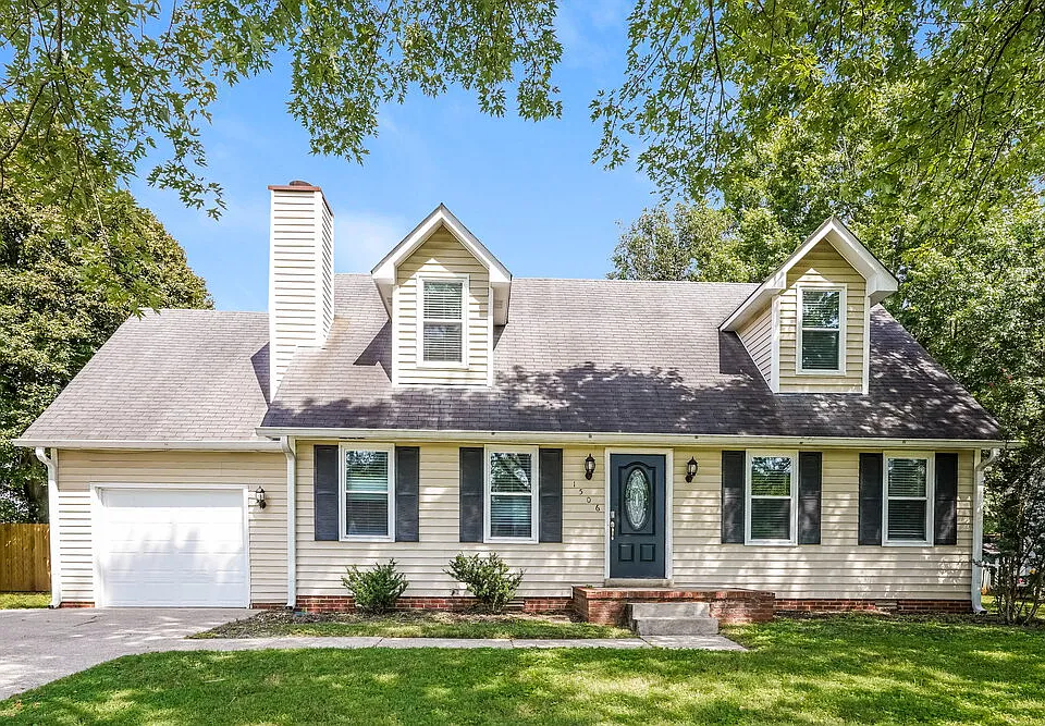 1506 Ashlawn Dr