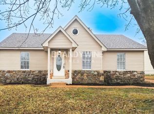 6033 Chadwell Rd, Millington, TN 38053