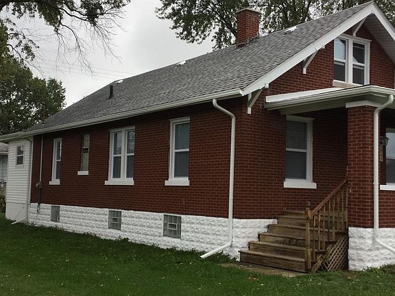 3rd image of 5869 Van Buren St