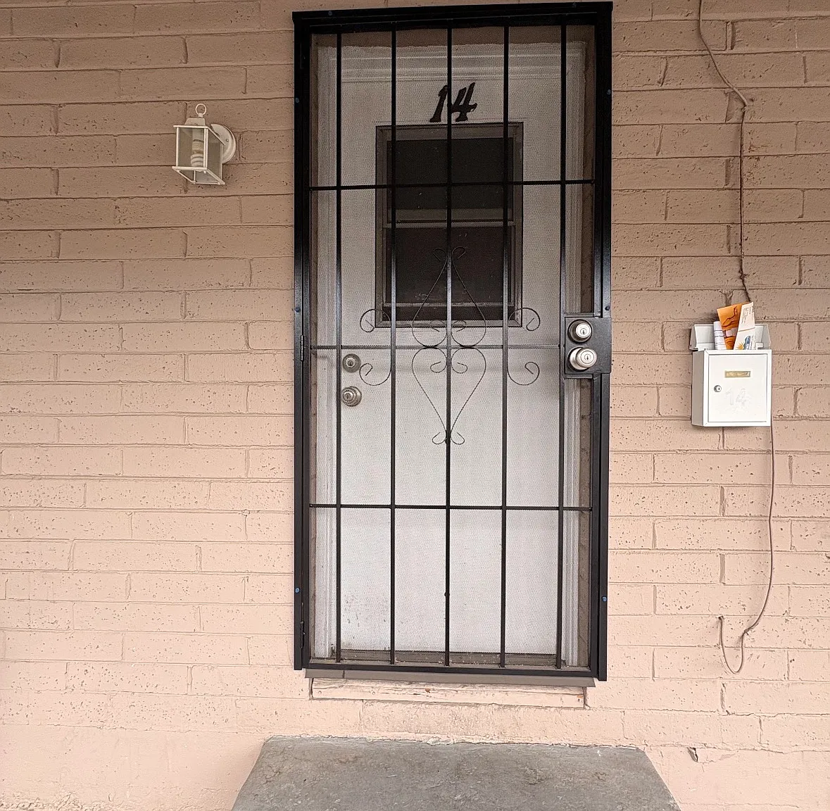 Studio, $1,250 — Photo 1