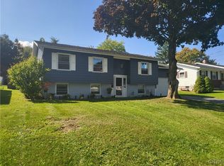 109 S Berkey Dr, Chittenango, NY 13037