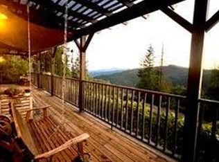 18574 Tomki Rd, Redwood Valley, CA 95470