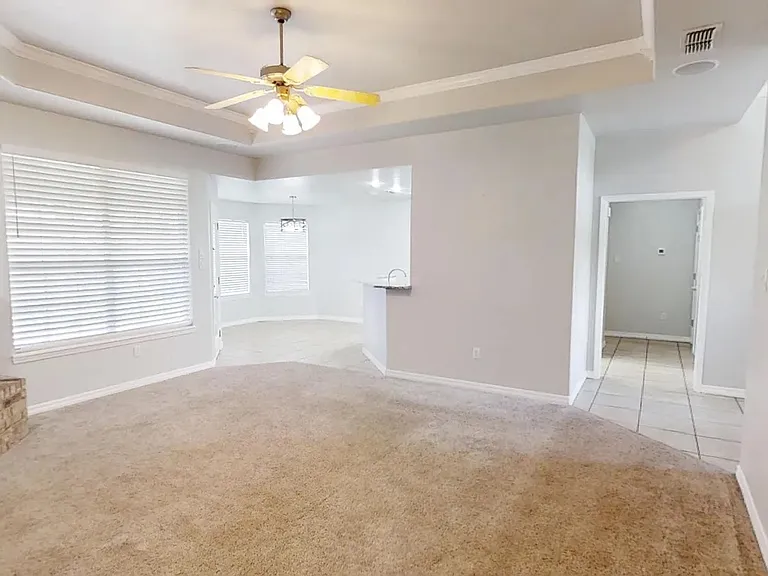 Jadyn Ln — Photo 2