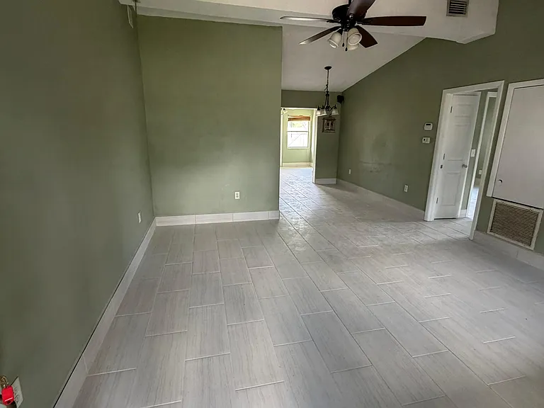 5306 Satel Dr — Photo 14