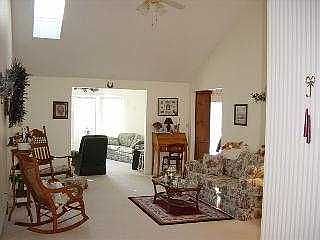2nd image of 5721 Waterford Pl