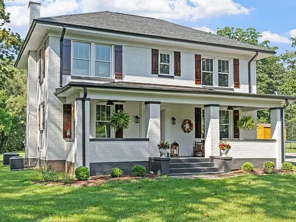 7919 Shadwell Dr, Roanoke, VA 24019