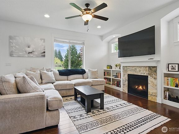 3rd image of 4227 NE 157th Court