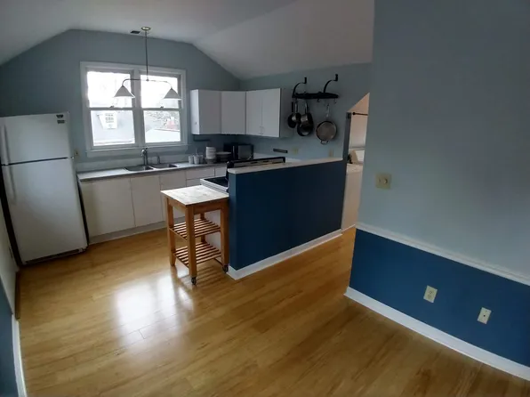 311 McCauley St #B, Chapel Hill, NC 27516