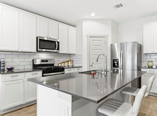 610 Lost Creek Dr, Baytown, TX 77523