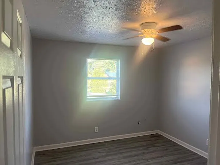 603 Cheyenne Rd — Photo 4
