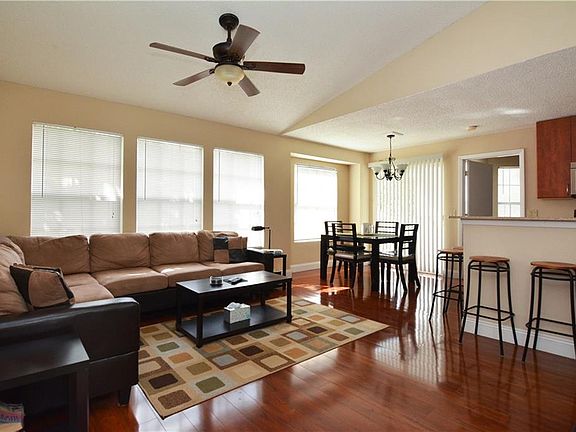 3rd image of 11508 Westwood Blvd APT 312