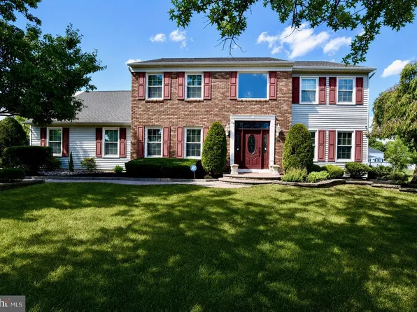 24 Jamie Dr, Sewell, NJ 08080