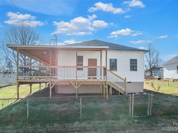 716 A St, Bessemer City, NC 28016