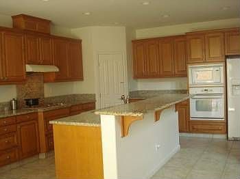 2nd image of 610 W Cancion Ave