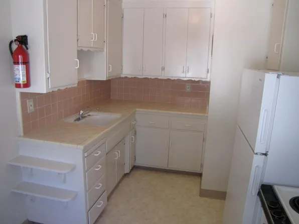 2549 Sloat Way APT 3, Sacramento, CA 95818