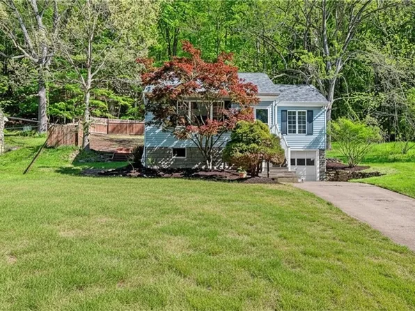 858 Bocktown Rd, Crescent, PA 15046