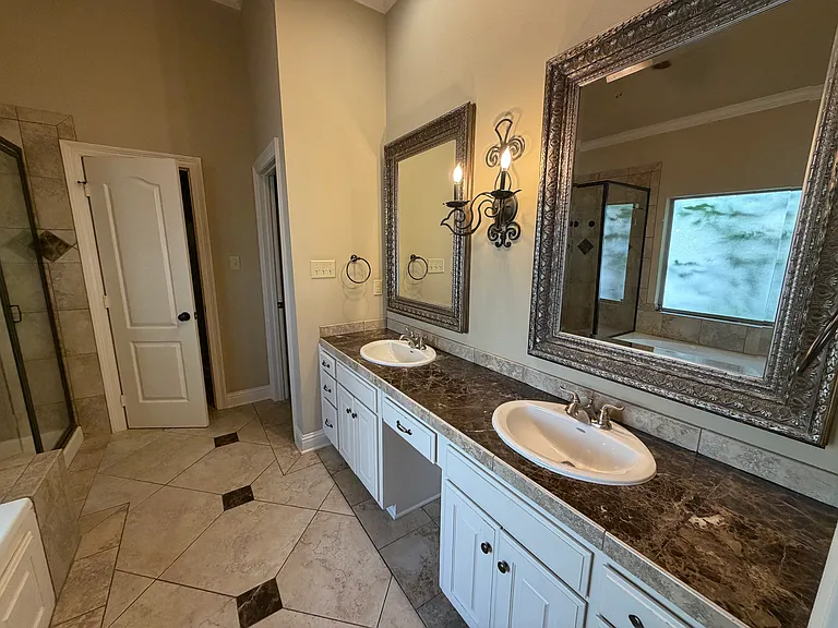 136 Captain Hm Shreve Blvd — Photo 14