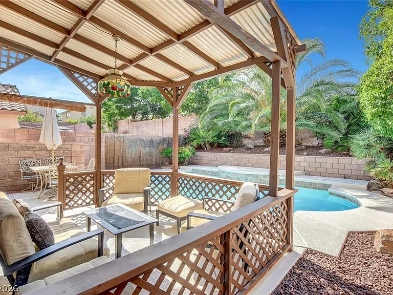 11030 Vasari Ct — Photo 40