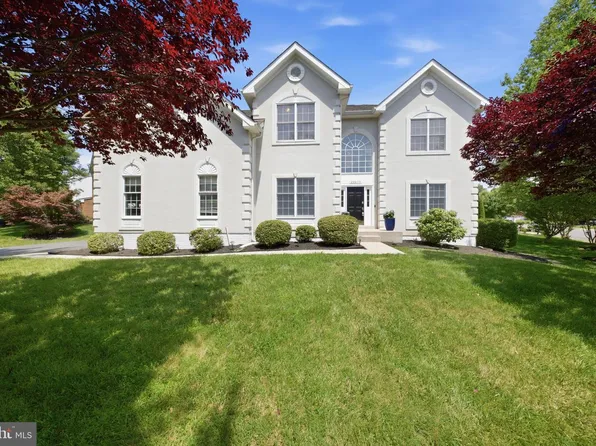 20638 Piney Branch Way, Sterling, VA 20165