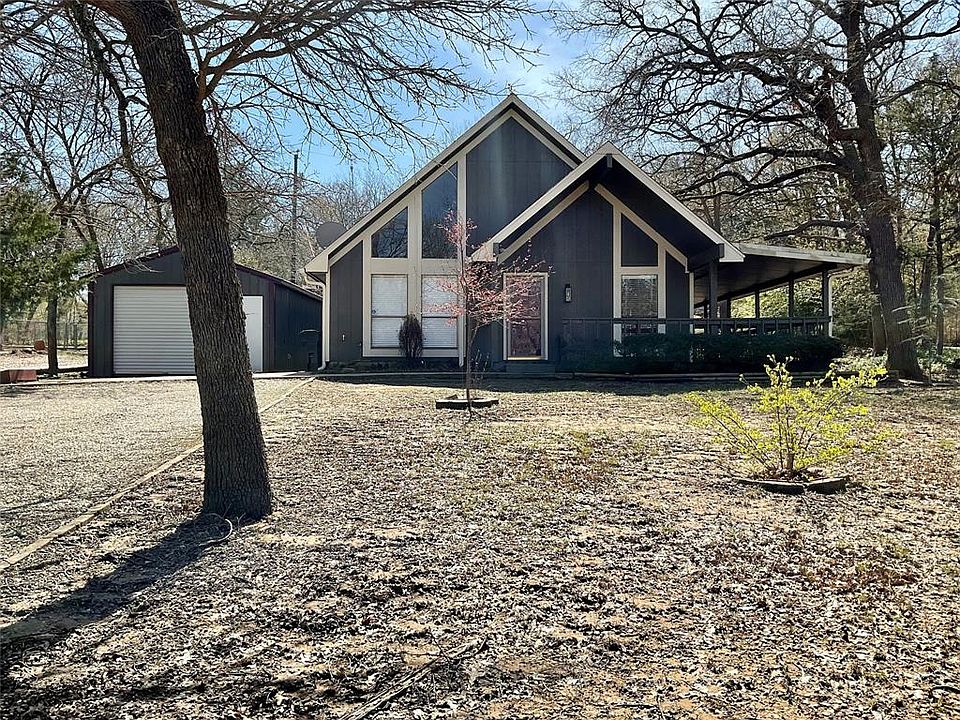 1st image of 260 Lakewood Ln