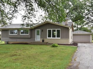 7841 Hagemann Rd, Caledonia, WI 53108