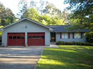 44 Shady Valley Dr, Cartersville, GA 30120
