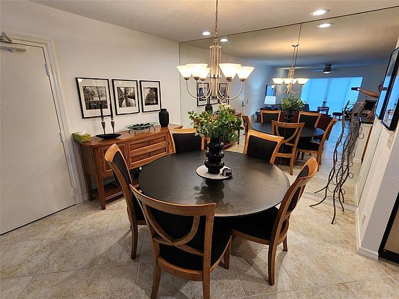 2nd image of 6437 Bay Club Dr APT 4