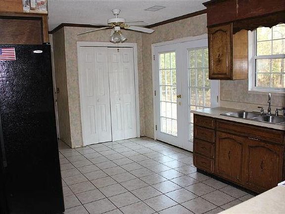 4th image of 105 Bridgeton Dr