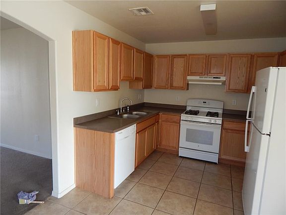 5th image of 14733 Sand Gate Dr